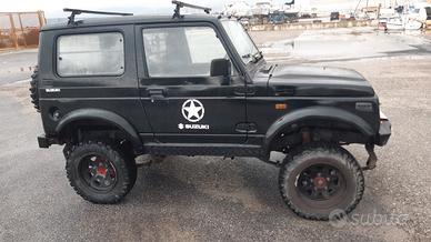 Suzuki samurai 