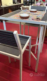 Tavolino Alto Con Due Sgabelli Da Bar Nuovo da esp