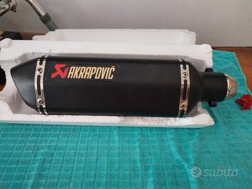 Scarico Marmitta Akrapovich non originale 