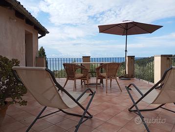 Casale 2 posti vista mare