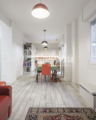AMPIO TRILOCALE RISTRUTTURATO CON TERRAZZO e CANTI