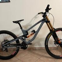 Saracen myst dh mullet DOWNHILL