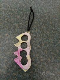 portachiavi stile difesa