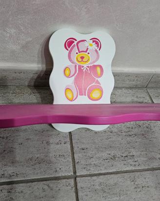 Mensola rosa con orsetto