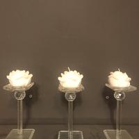 Piedistallo in vetro con candela