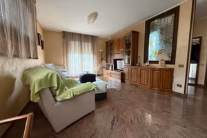 VILLA SINGOLA A VILLADOSE