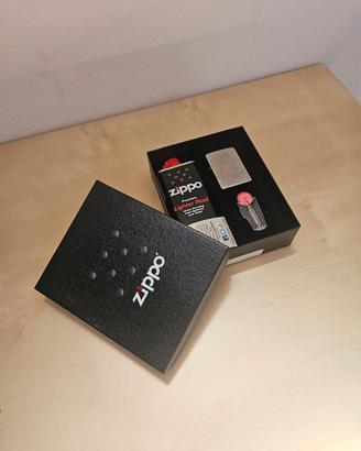 Zippo Originale Gift Set con Benzina, Confezione
