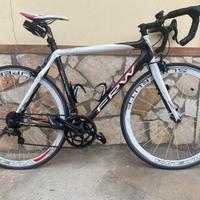 Bici da corsa in carbonio