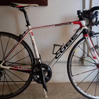 bici da corsa cube