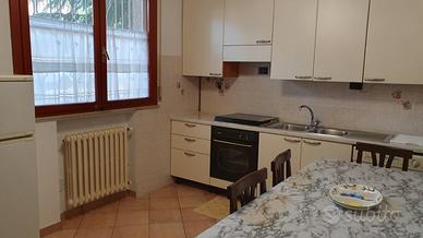 Camera matrimoniale uso singola solo ragazze