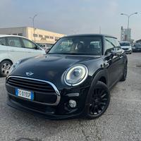 Mini Cooper D 1.5 116cv