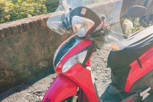 Kymco People ONE - 125 cc scooter 