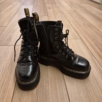 Dottor Martens Platform nere 