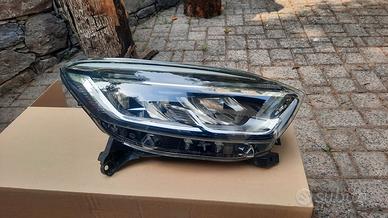 Faro proiettore dx Captur 2017/21