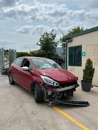 Ricambi Peugeot 208 1.2 VTi HM01 anno 2018