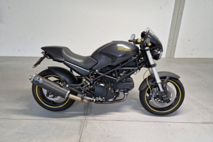Ducati Monster 695