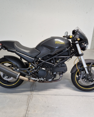 Ducati Monster 695