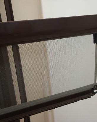 Zanzariere per porte standard da circa 136cm