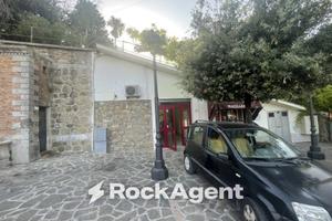 Immobile di 97 m² con 2 locali a Altavilla Silenti