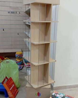 Espositore in legno