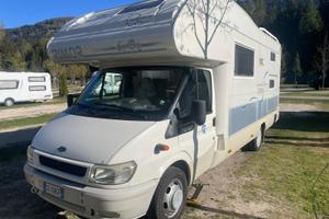 Camper Ford