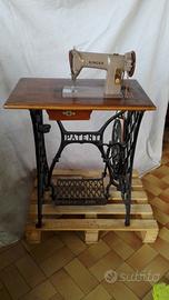 Macchina per cucire Singer a pedale, Gran Bretagna