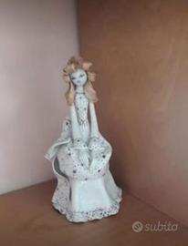 Dama in porcellana 