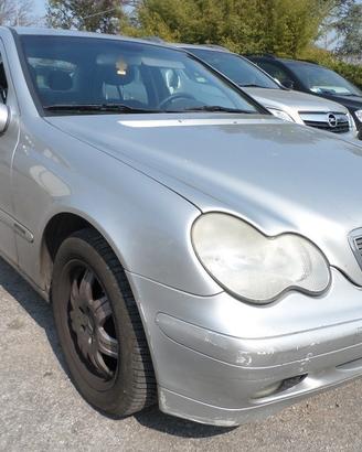 RICAMBI MERCEDES-BENZ C 200 CDI CLASSIC ANNO 2002