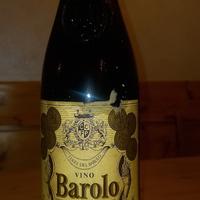 bottiglie vino e brandy 