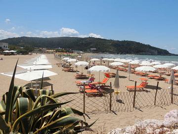 CASA VACANZA a 10 mt. da SPIAGGIA a PESCHICI