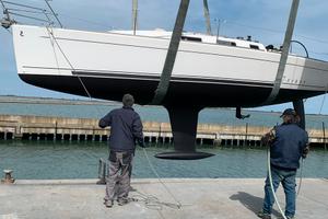 Beneteau First 34.7 Carbon Edition