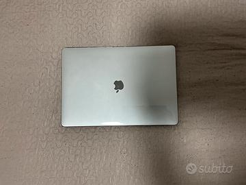 Macbook pro 16”