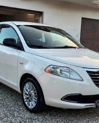 Lancia Ypsilon 1.3 MJT 16V 95 CV
