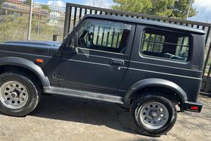 Suzuki Samurai
