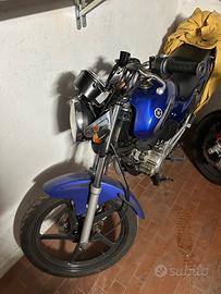 Yamaha Y R 125