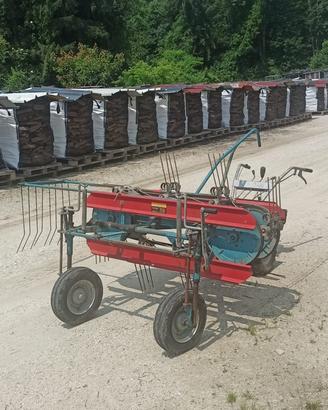 Rastrellone a nastro Con motocoltivatore