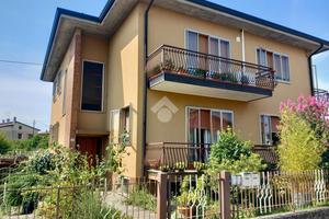 4 LOCALI A PESCANTINA