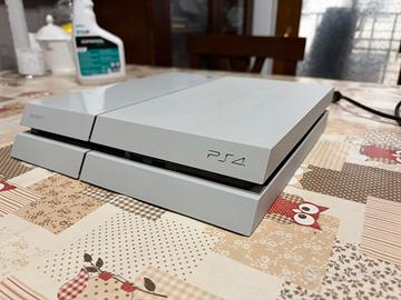 PS4 Glacier White + Controller Nacon + Cavi