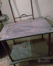 Lavabo antico in marmo