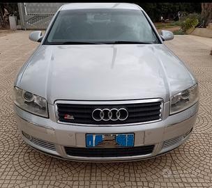 Audi A8 - 2005