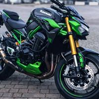 Kawasaki Z900 SE 2024 4.000km 2024 full opt