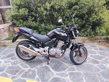 Honda CBF 500 