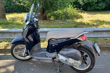 Scooter Aprilia Scarabeo 200 Prezzo Aprilia Scooter 200 300