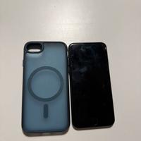 iphone se 2020 con 2 cover in promozione