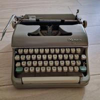Macchina da scrivere Olympia Monica perfetta!!
