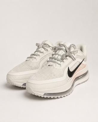 nike pegasus preamium