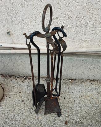 utensili x caminetto 