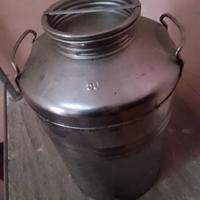 Contenitore olio in acciaio con 10 litri di olio