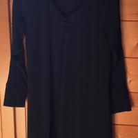 vestito foderato con bottoncini