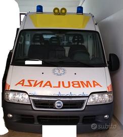 Ambulanza Fiat Ducato anno 2012